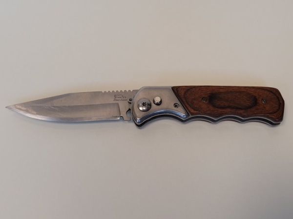 В аэропорту Гамбурга у белоруса конфисковали нож В аэропорту Гамбурга у белоруса конфисковали нож