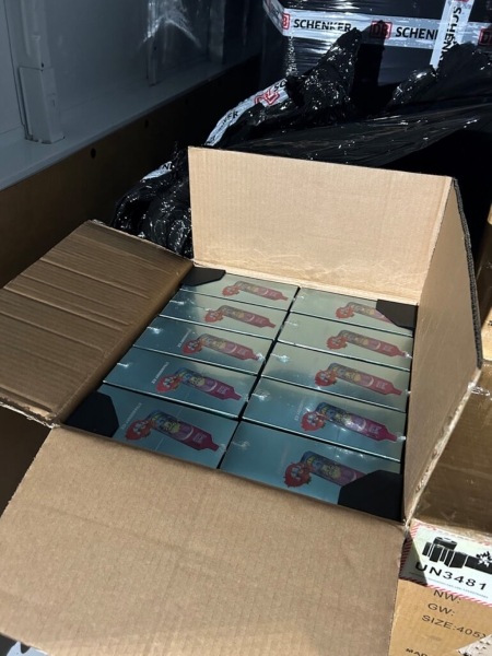 Более 12 000 электронных сигарет без документов изъяты у белоруса в Германии Более 12 000 электронных сигарет без документов изъяты у белоруса в Германии