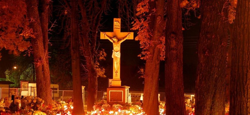 У Беларусі сёння адзначаюць Дзяды — свята продкаў У Беларусі сёння адзначаюць Дзяды — свята продкаў